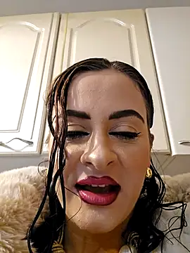 ShineBright88 online show from 11.28.25