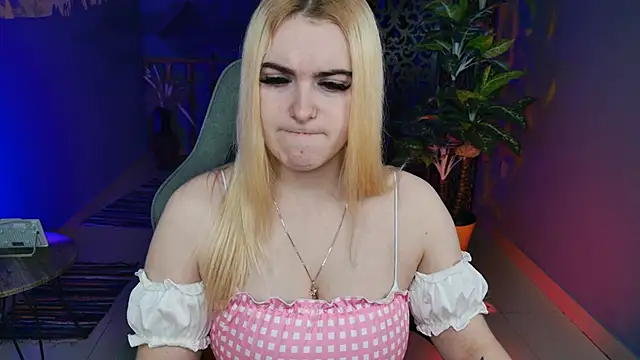 Stef Nicks online show from 12.05.25