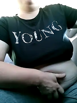 Snapshot of Cristina2150 chatting on 09.23.25 Cristina2150 online show from 09.23.25