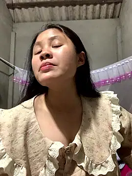 NhuFox online show from 01.16.26