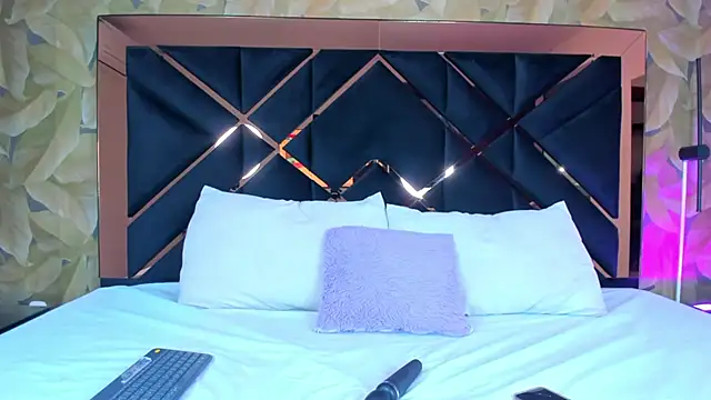 AliciaJerez1 online show from 11.09.25