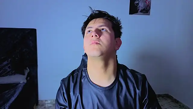 Snapshot of Ryan_Doretti chatting on 11.02.25 Ryan Doretti online show from 11.02.25