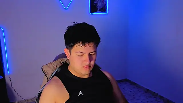 Snapshot of Ryan_Doretti chatting on 11.06.25 Ryan Doretti online show from 11.06.25