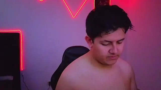 Snapshot of Ryan_Doretti chatting on 11.08.25 Ryan Doretti online show from 11.08.25