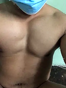 Snapshot of Huynh-duc-huy chatting on 11.11.25 Huynh-duc-huy online show from 11.11.25