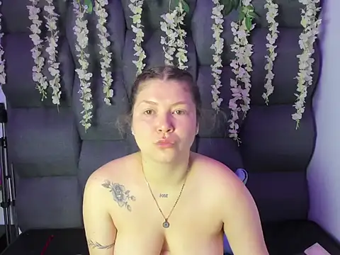 JuliettaRousse69 online show from 02.04.26