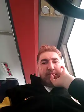 Snapshot of mert0359 chatting on 09.26.25 mert0359 online show from 09.26.25