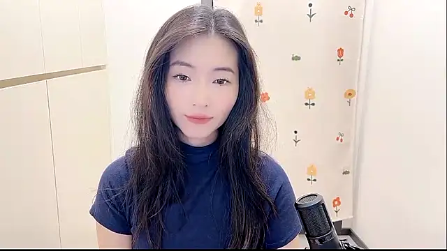 Snapshot of Rosalind_xixi chatting on 10.05.25 Rosalind xixi online show from 10.05.25