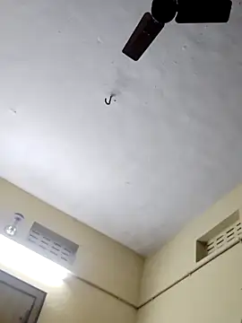 yelmaji91 online show from 11.28.25