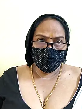 heera-rani online show from 04.18.26