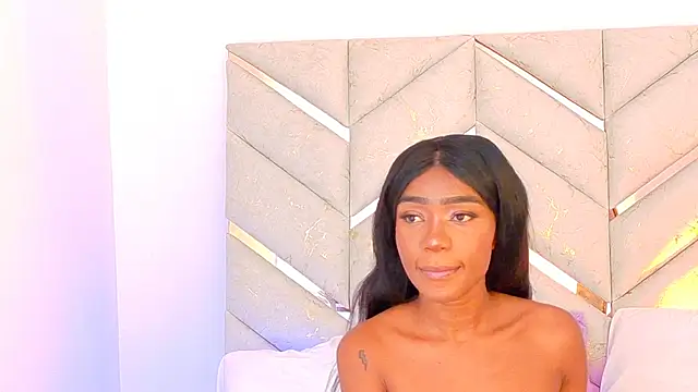 AlanaDoll online show from 12.15.25