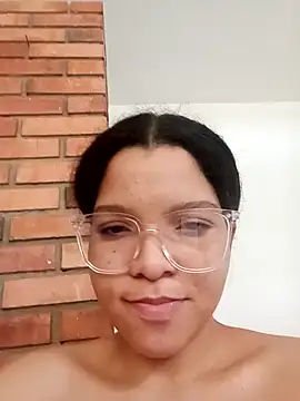 VictoriDior online show from 09.14.25