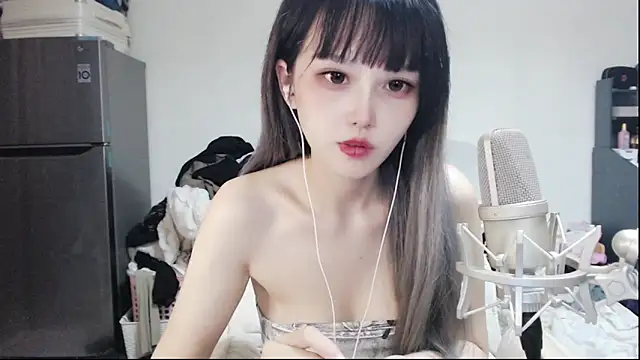 twlilybae online show from 06.19.26