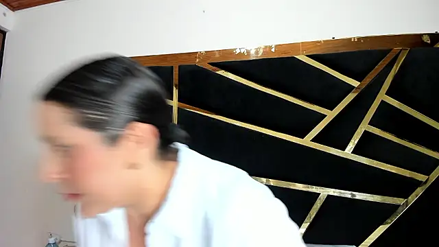 KikaDuque online show from 03.24.26