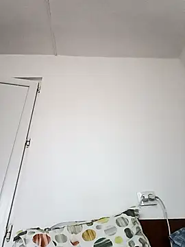 Vera Elle online show from 11.17.25