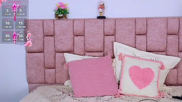 ScarlettLuxe online show from 09.30.25