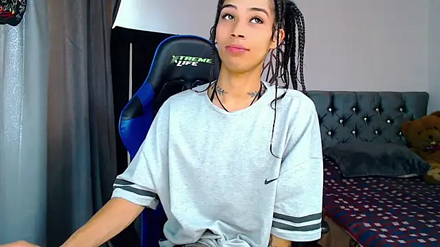 Sweet-Cris online show from 09.18.25