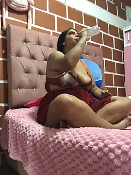 Rachellcooperrr online show from 02.25.26