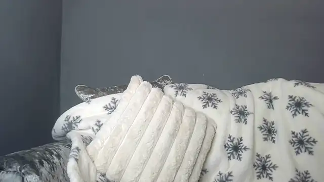 OliviaRyan22 online show from 12.05.25