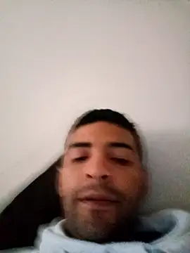 johan77esteban online show from 02.12.26