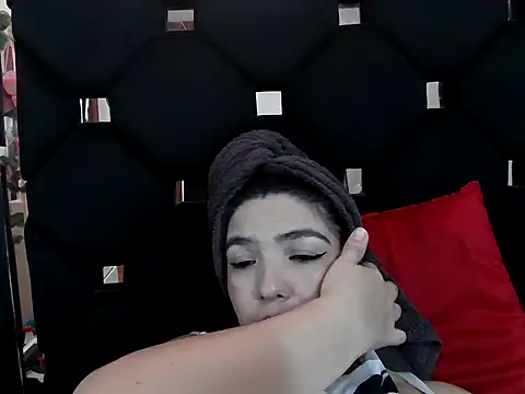 Snapshot of vegacristal88 chatting on 11.06.25 vegacristal88 online show from 11.06.25