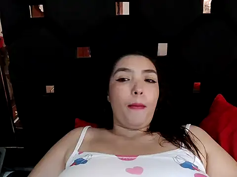 Snapshot of vegacristal88 chatting on 11.11.25 vegacristal88 online show from 11.11.25