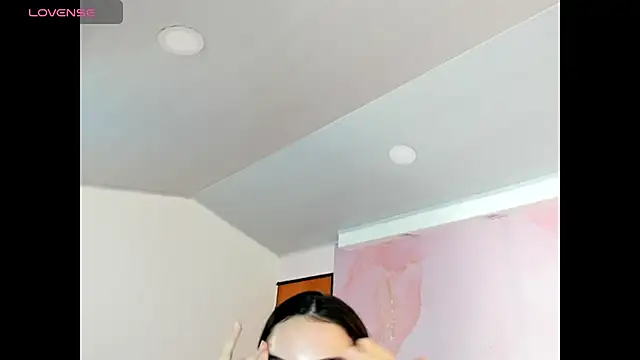 milk candy18 online show from 10.15.25