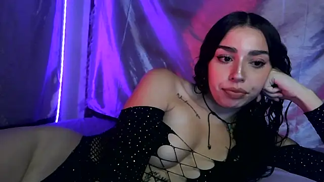 Snapshot of sweetbrunette22 chatting on 02.11.26 sweetbrunette22 online show from 02.11.26