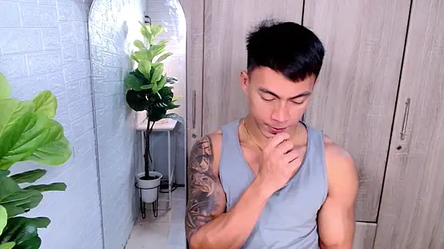 PinooyMilker online show from 10.11.25