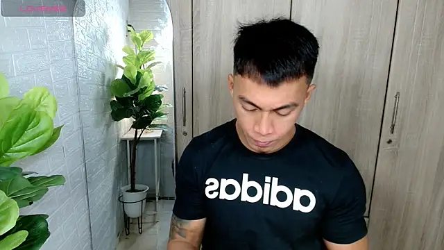 PinooyMilker online show from 12.01.25