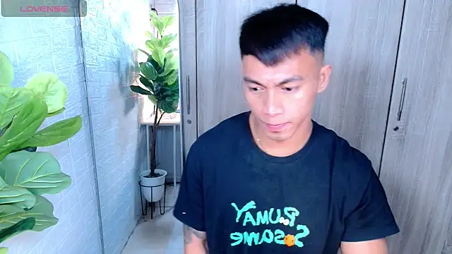 PinooyMilker online show from 01.07.26