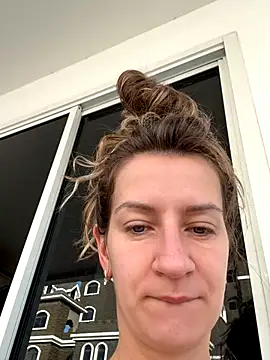 EvvaMur online show from 11.15.25