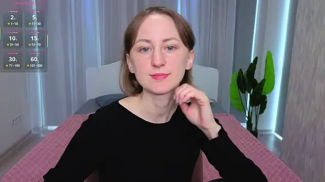 LuluChiiii online show from 10.24.25