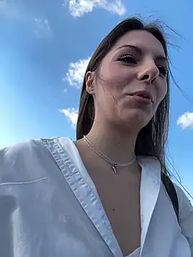 Snapshot of kittyCarrol chatting on 09.23.25 kittyCarrol online show from 09.23.25