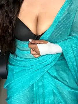 Snapshot of linishal chatting on 10.07.25 linishal online show from 10.07.25