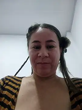 Nala1986 online show from 09.28.25