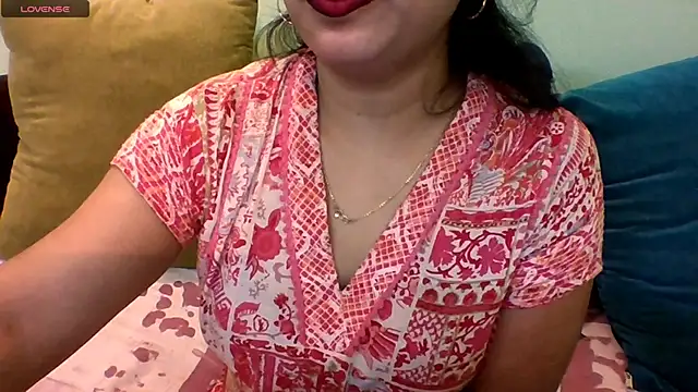 Snapshot of mitali_sanju chatting on 10.29.25 mitali sanju online show from 10.29.25