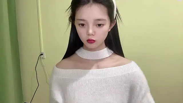 Nicole-13 online show from 11.24.25