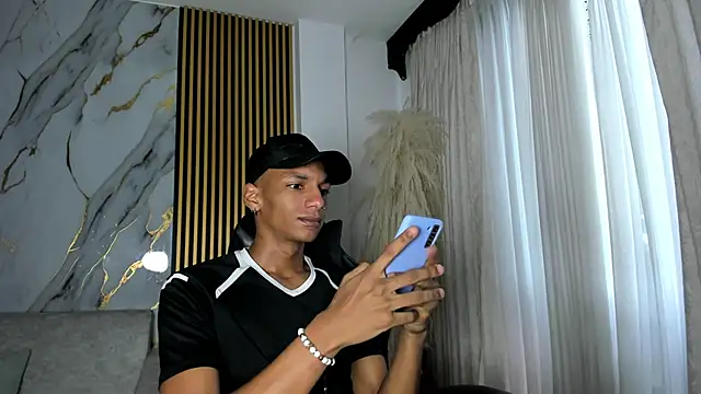 JulienSaint online show from 11.26.25