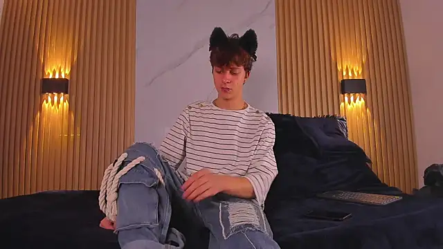 Snapshot of IM_DAREN chatting on 11.08.25 IM DAREN online show from 11.08.25