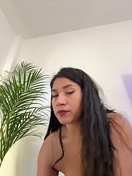 Snapshot of Ariana2017 chatting on 05.26.26 Ariana2017 online show from 05.26.26