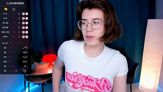 BellaCaress online show from 11.30.25