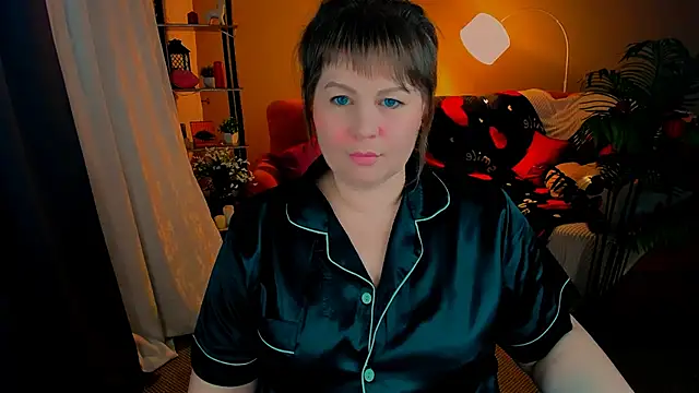 CrystaalStaar online show from 02.12.26