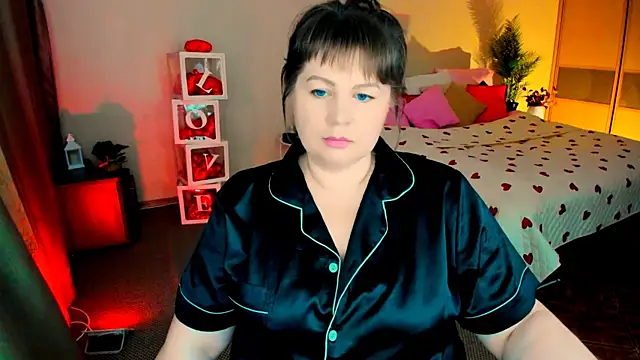 CrystaalStaar online show from 02.18.26