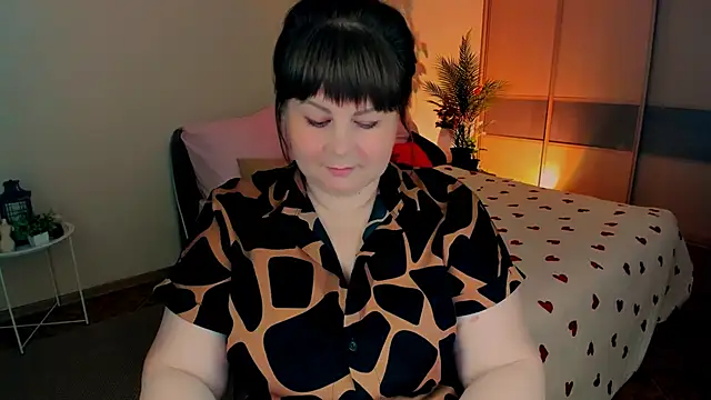 Snapshot of CrystaalStaar chatting on 06.16.26 CrystaalStaar online show from 06.16.26