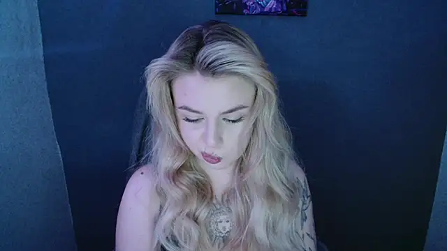 AngelicaHollywood online show from 09.19.25