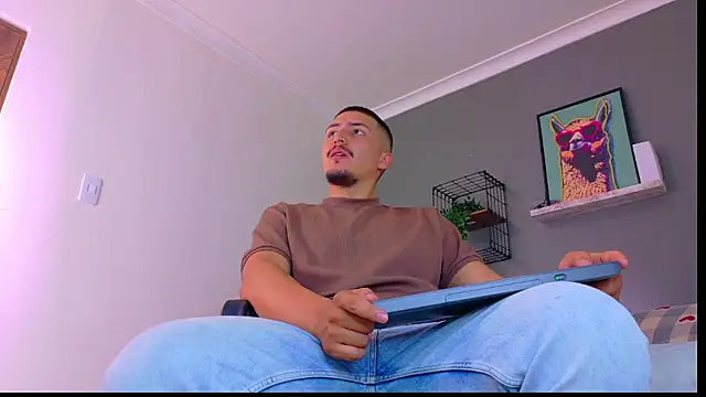 MrFox   online show from 04.06.26