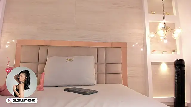 chloe murray online show from 03.28.26