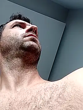 Snapshot of vasgabri chatting on 09.23.25 vasgabri online show from 09.23.25