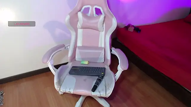 Lia Arellano online show from 04.19.26